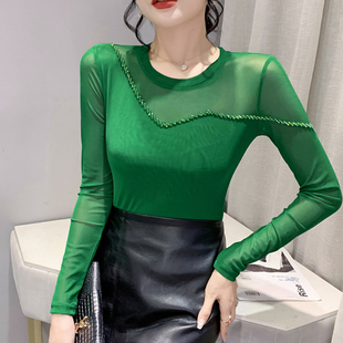 T恤时尚 网纱拼接打底衫 性感镂空长袖 2024新款 钉珠气质上衣 女春装
