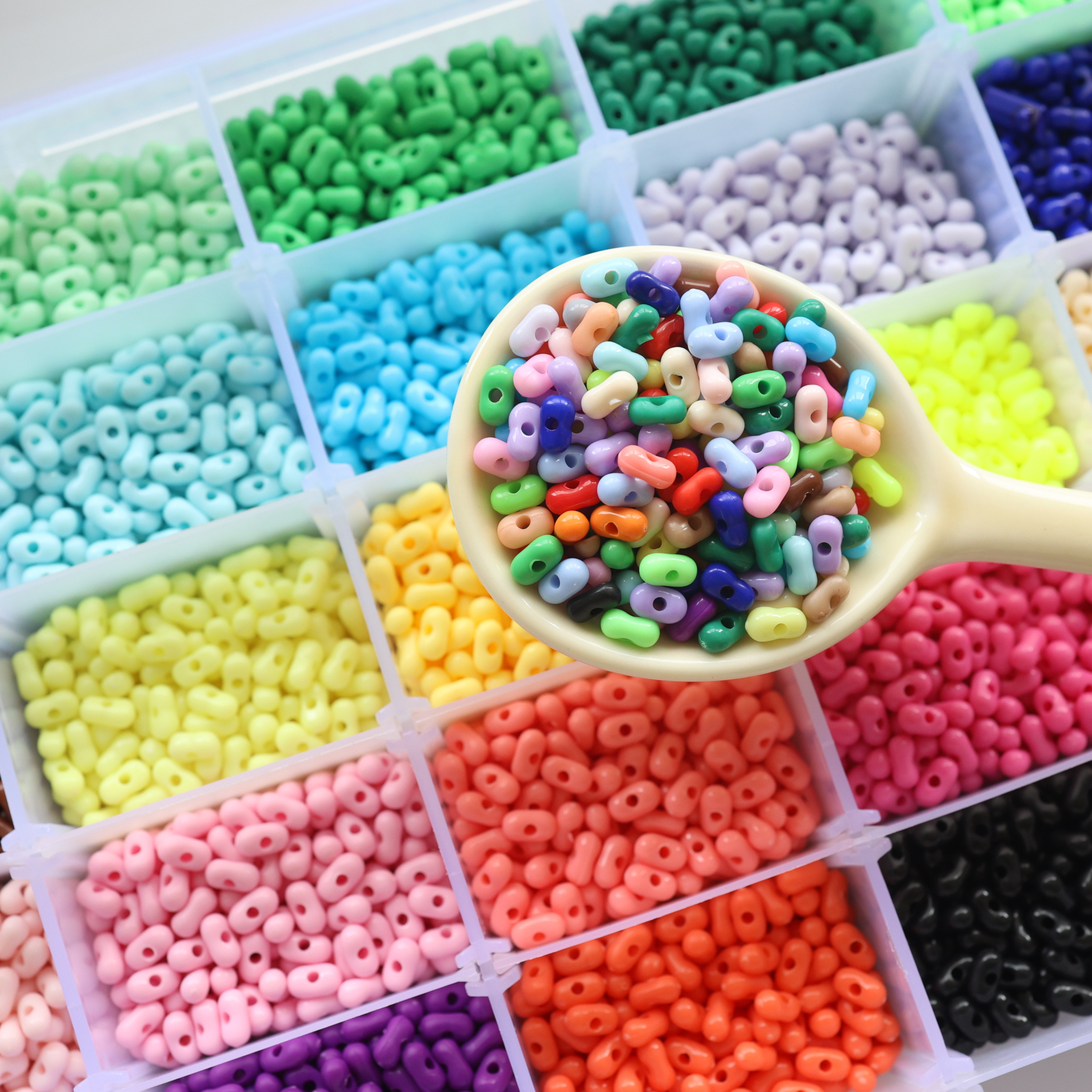 52色3x6mm实色小花生珠彩色间隔小米珠DIY串珠手机链项链手链材料