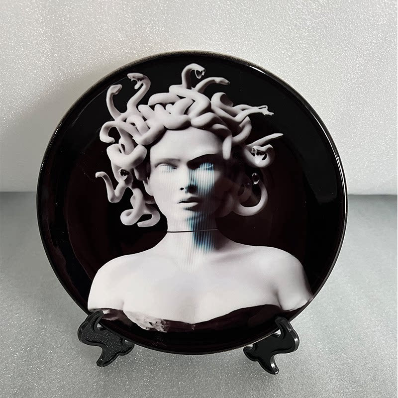 希腊神话人物装饰盘美杜莎蛇女头像盘子画 古典美学原创设计摆件