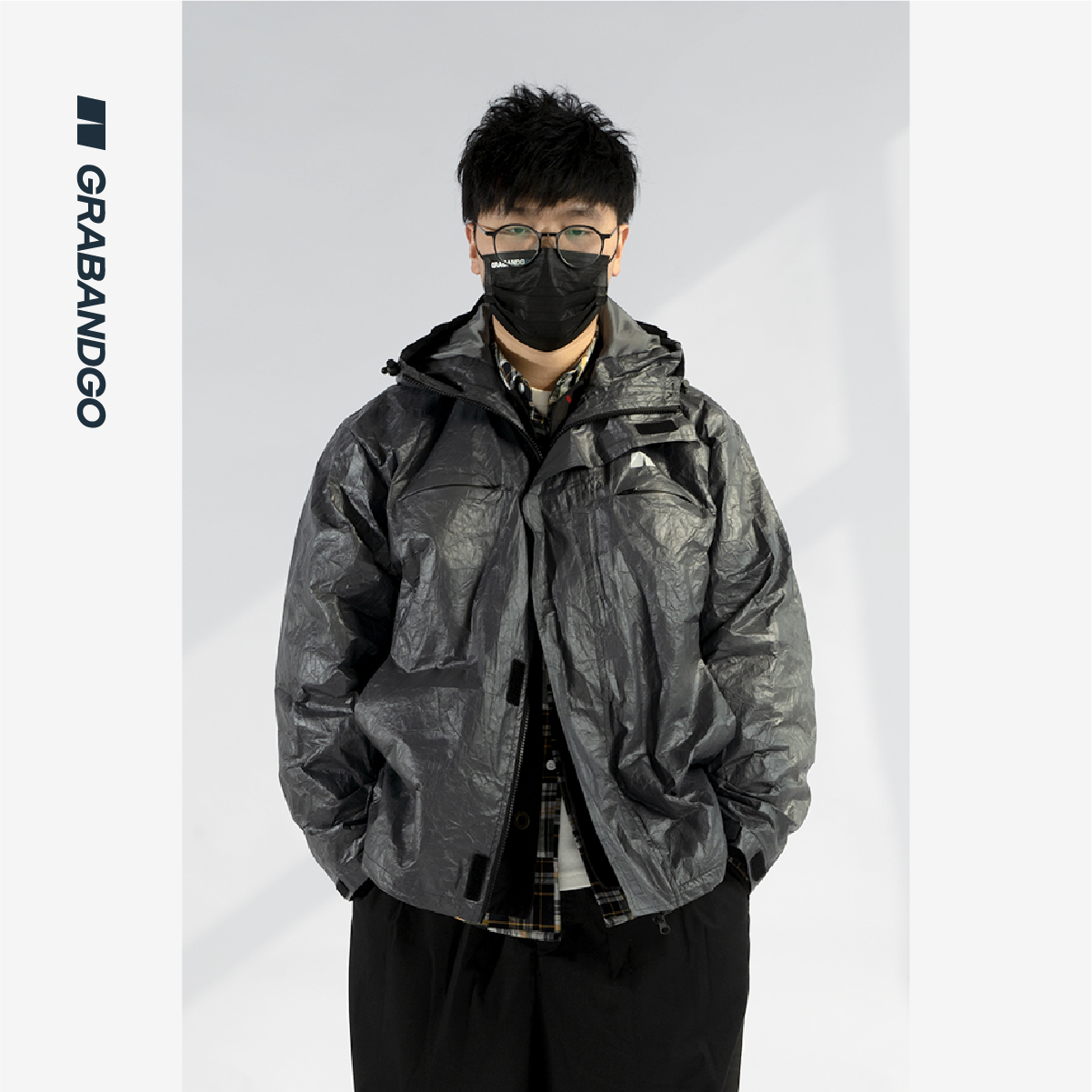 GRABANDGO(GAG) 杜邦纸冲锋衣 防风防水防油污 轻便携带