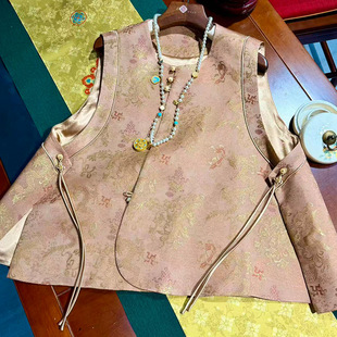 2026年春装新中式国风真丝提花织锦马甲坎肩女老钱风气质背心上衣