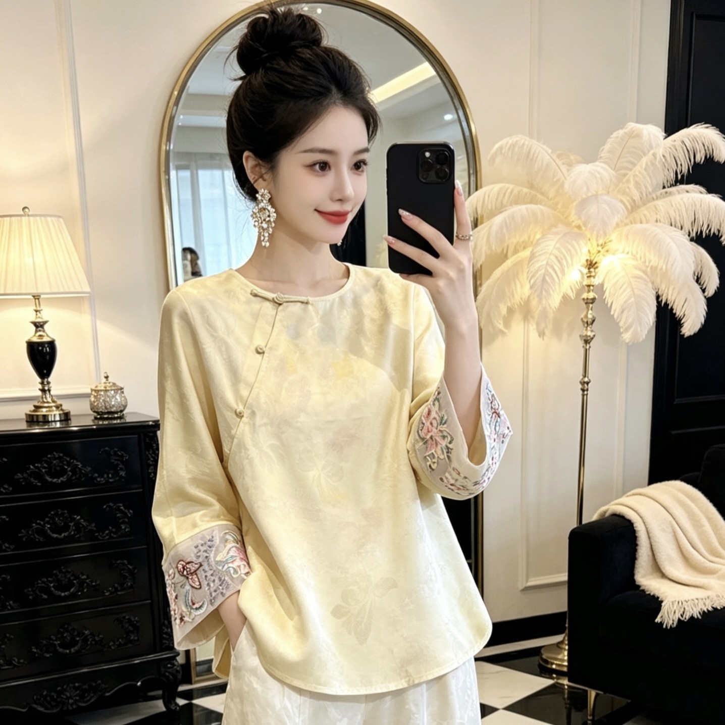 2026新中式人丝拼蚕丝刺绣百搭打底衫复古国风改良唐装茶服上衣女