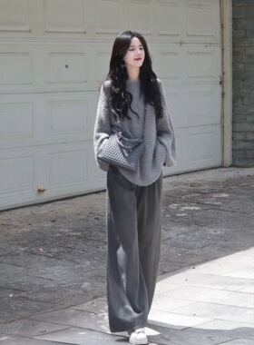 2024搭配一整套早秋季新款女装中年人穿搭小香风今年流行两件套装