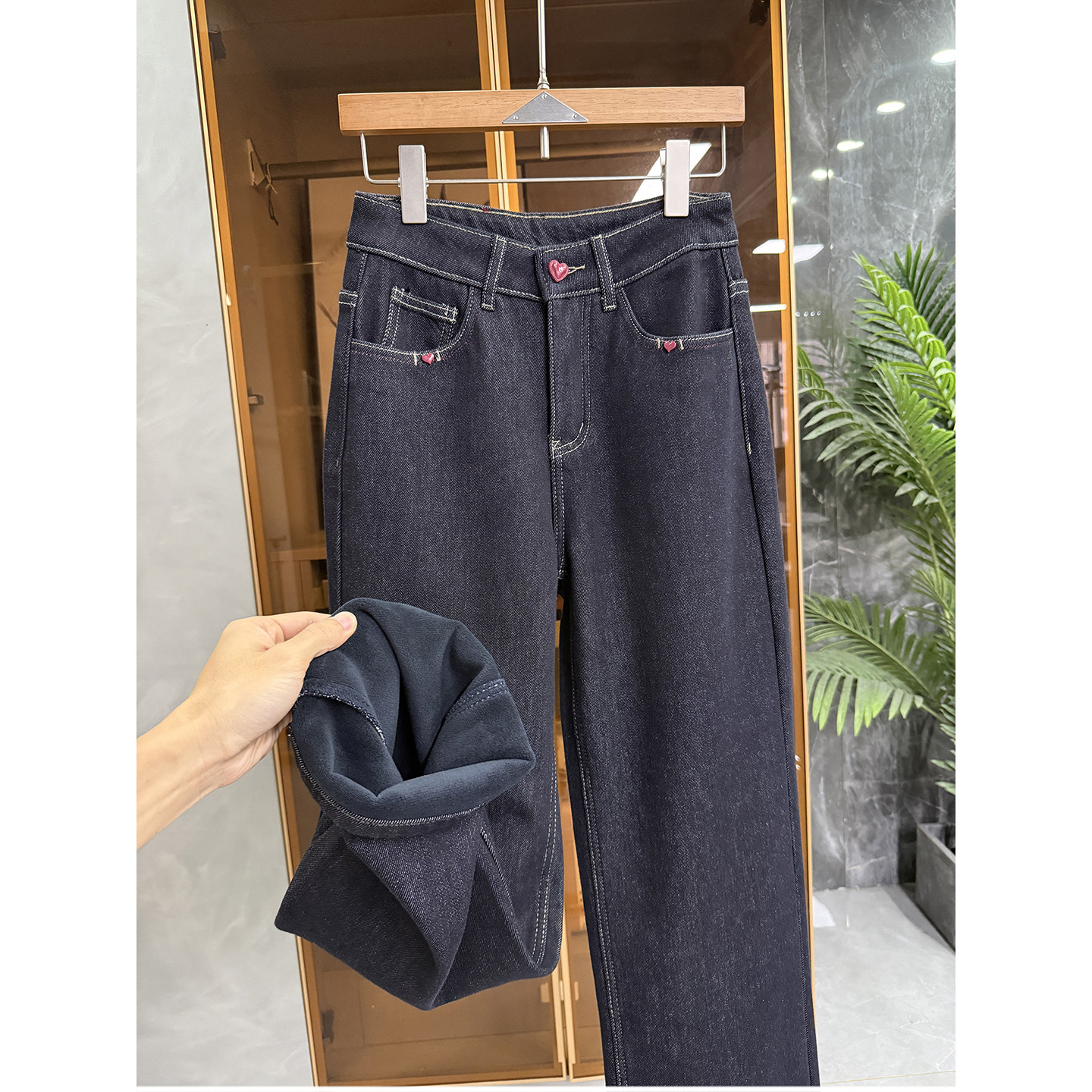 高个子收！秋冬瘦腿秘籍！加绒中高腰牛仔直筒裤女  M778192~JS,女装/女士精品,牛仔裤,淘宝优惠券,粉丝福利购,淘宝优惠卷