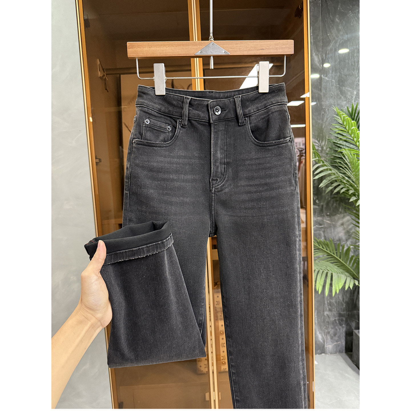 小个子收！动漫筷子腿！微弹牛仔小脚九分裤女   M456911~JS