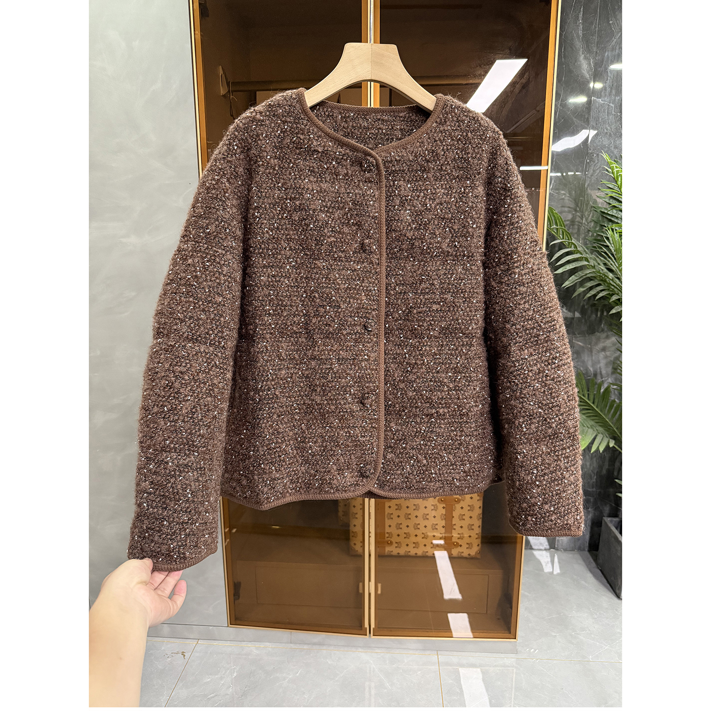 宽松绵羊毛鹅绒羽绒服圆领外套