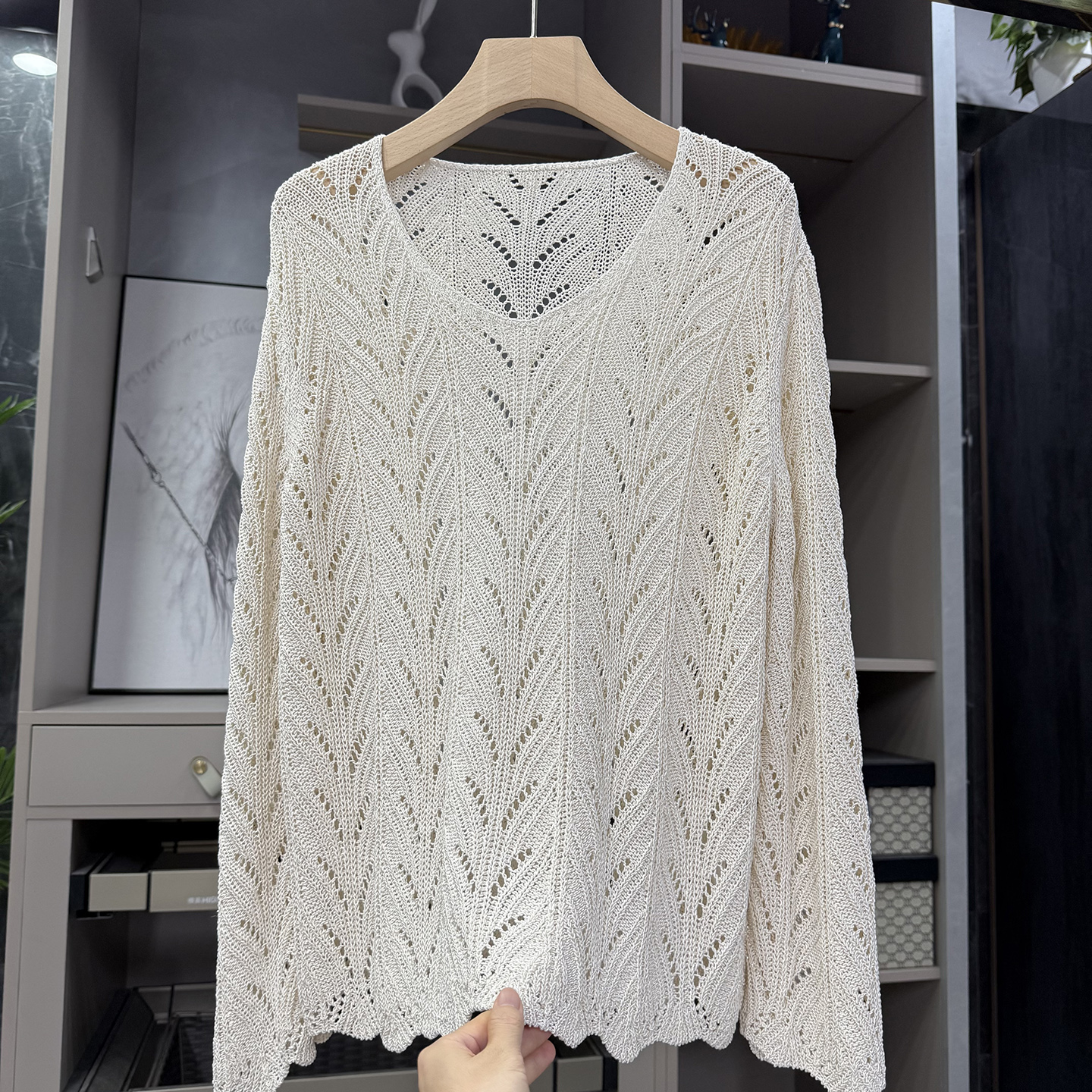 宽松钩花镂空针织衫V领长袖上衣