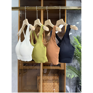 ZH23Y8022 P牌料 零感一体杯无痕交叉运动瑜伽背心文胸内衣女