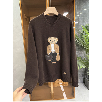 yuan单刺绣小熊羊绒圆领针织毛衣
