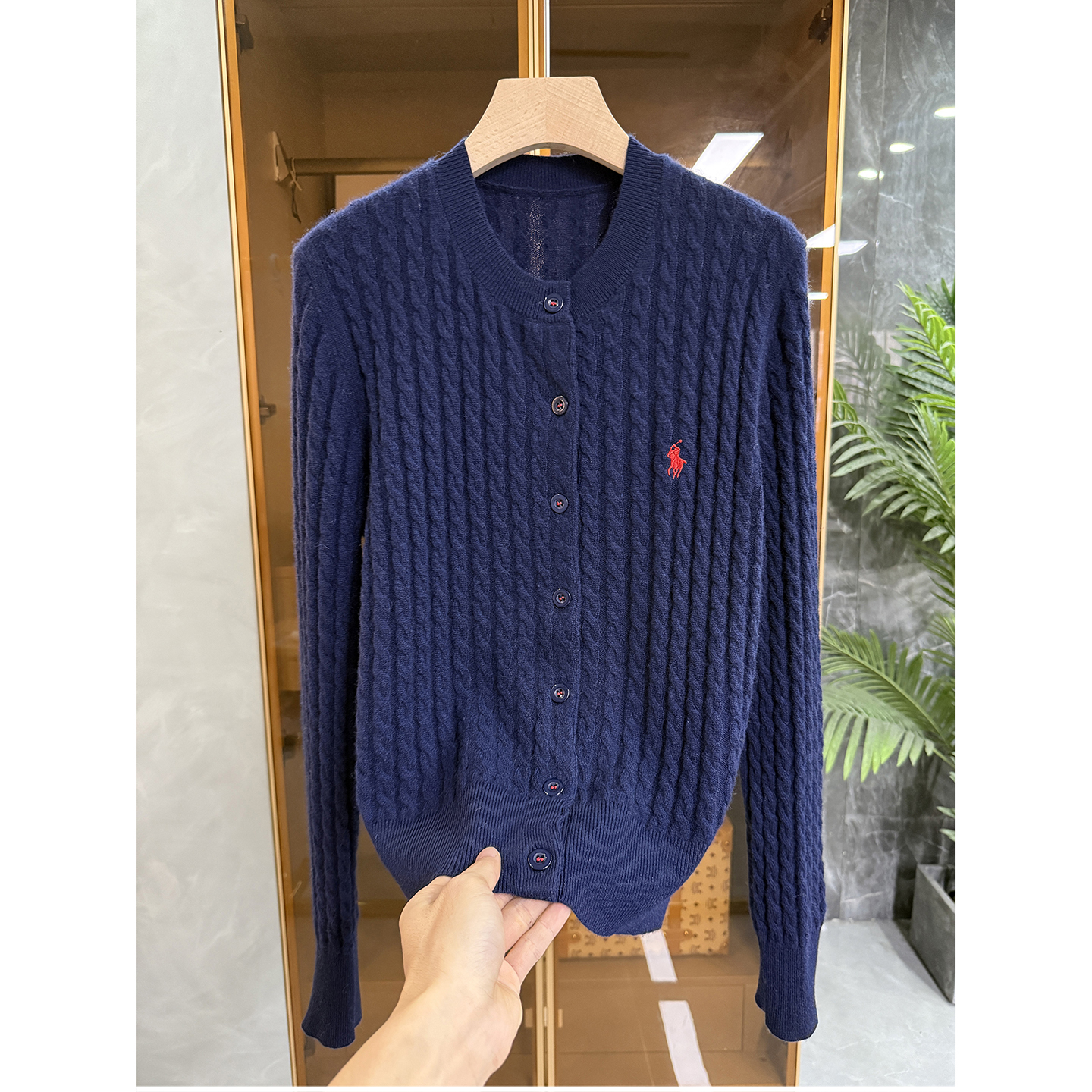 yuan单！羊绒麻花圆领针织开衫