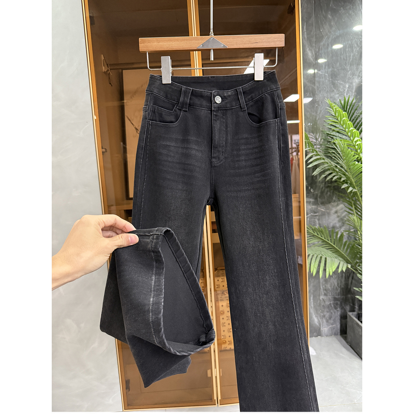 N货！微弹提臀牛仔喇叭裤