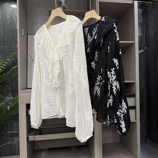 美美美！浪漫法式！褶皱刺绣荷叶边V领衬衫上衣女    761596~ZY