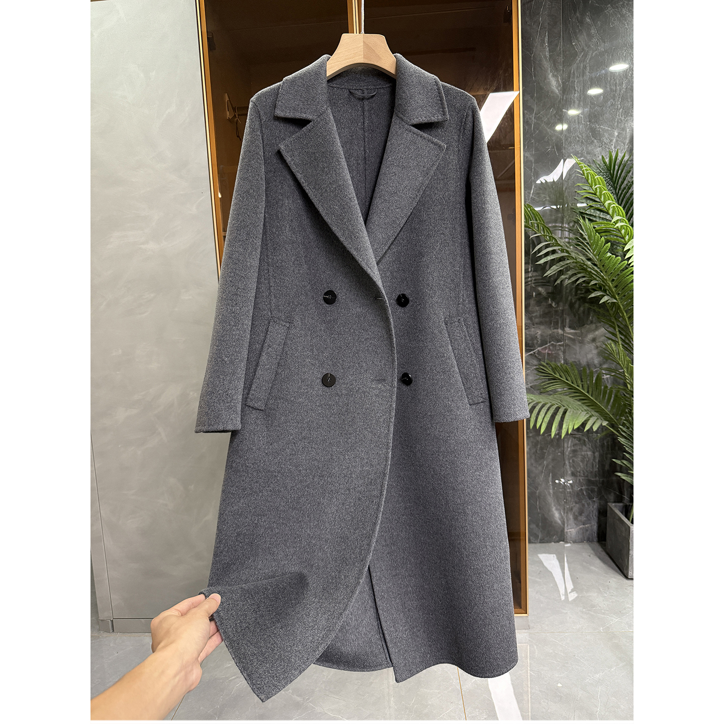 宽松羊绒羊毛翻领双排扣大衣外套