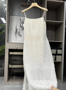 清仓不予退换！an单柜款！重工钉珠花瓣吊带连衣裙   AC01287~ZY