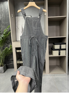 清仓不予退换！适与减龄并存！条纹背带连体直筒长裤女Z10496~ME