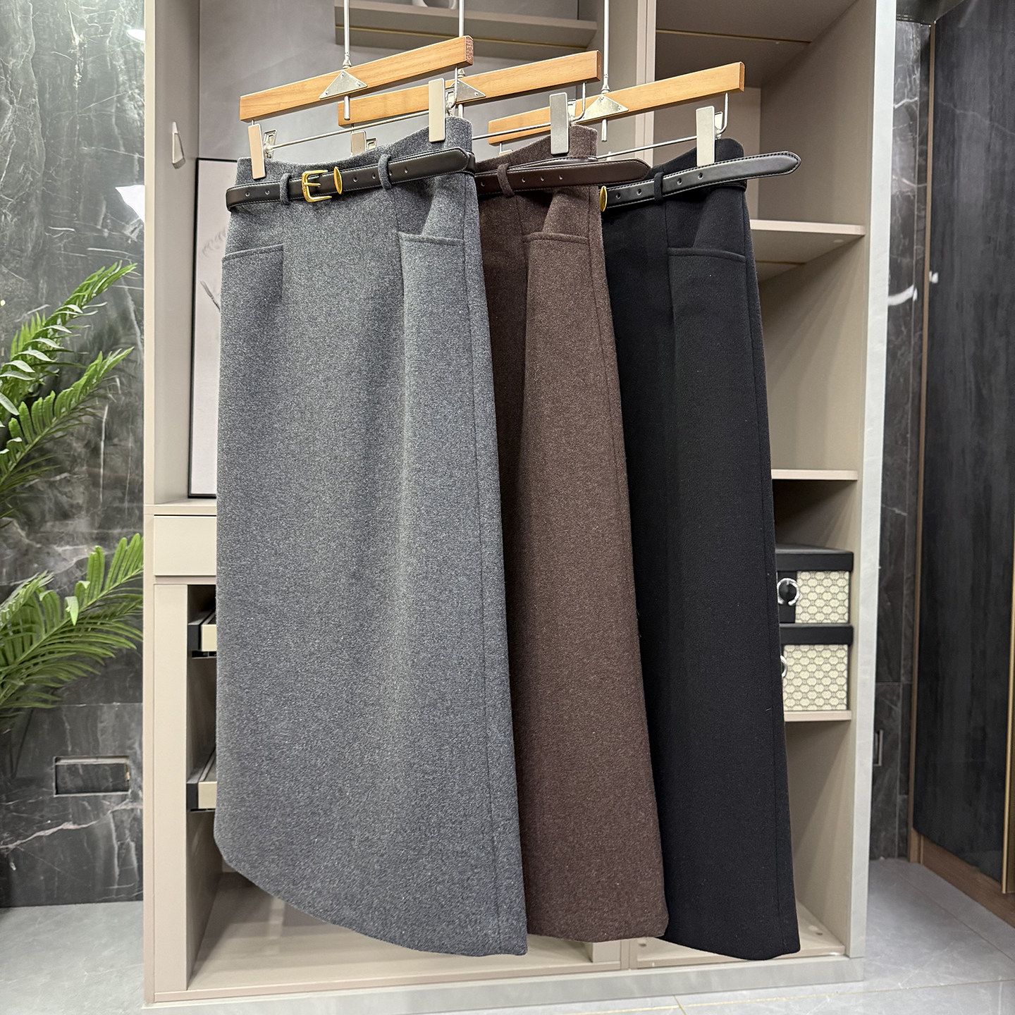 秋冬穿搭高ji感！羊毛毛呢后开叉直筒半身裙女K1199~ZY