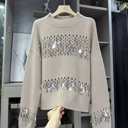 宽松亮片镂空羊绒圆领针织短毛衣