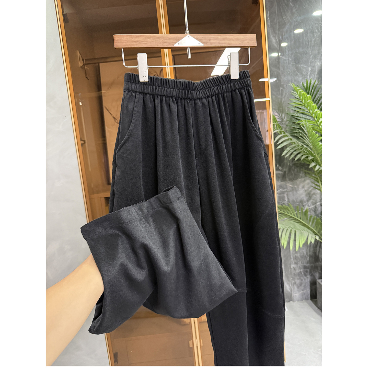 清仓不予退换！3K+！宽松羊毛毛呢松紧腰休闲气球裤女MZ25518~JS