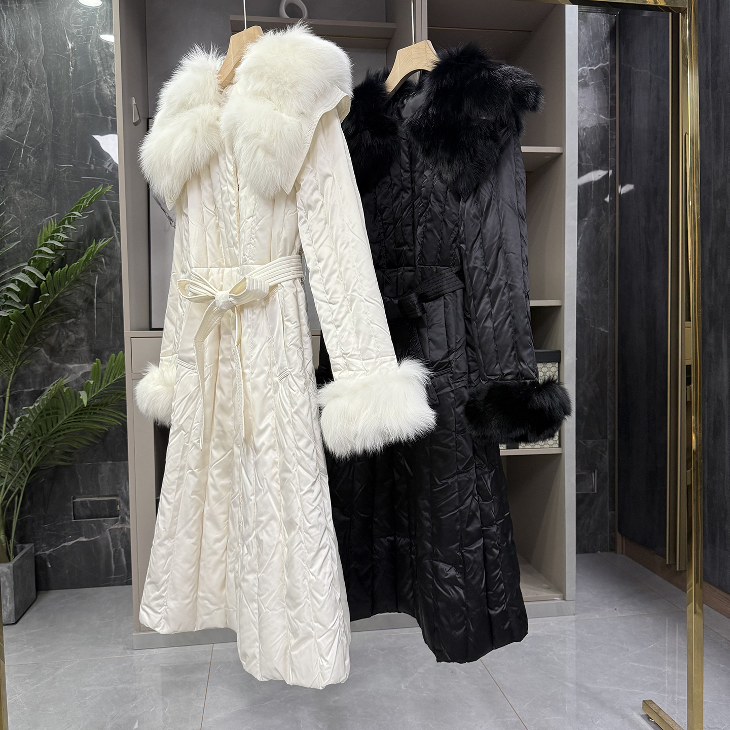 环保毛大翻领白鹅绒羽绒服大衣