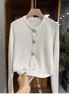 重磅推荐！yuan厂！羊毛圆领长袖针织开衫短上衣女  261S010~JS