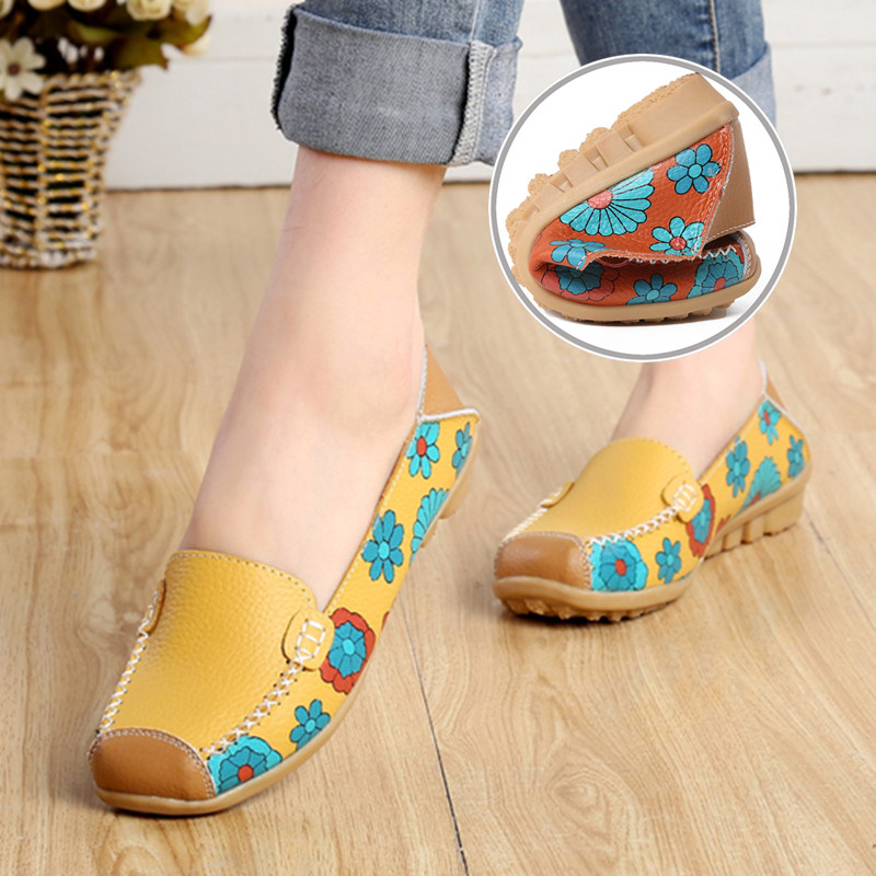 Spring Versatile Flat bottom Single shoes Casual shoes Mom shoes soft sole comfortable Doug shoes Maternity shoes Ladies leather shoesin the Women's Shoes, Low shoes  category - from Buy2taobao.com to provide professional Taobao agent buy service