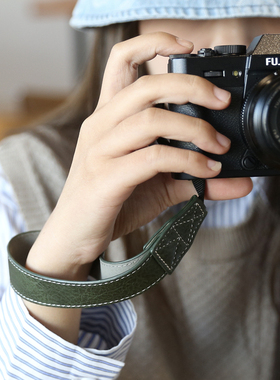 相机手腕带肩带快拆扣手绳适用于佳能R50富士xs20xt30索尼尼康z50