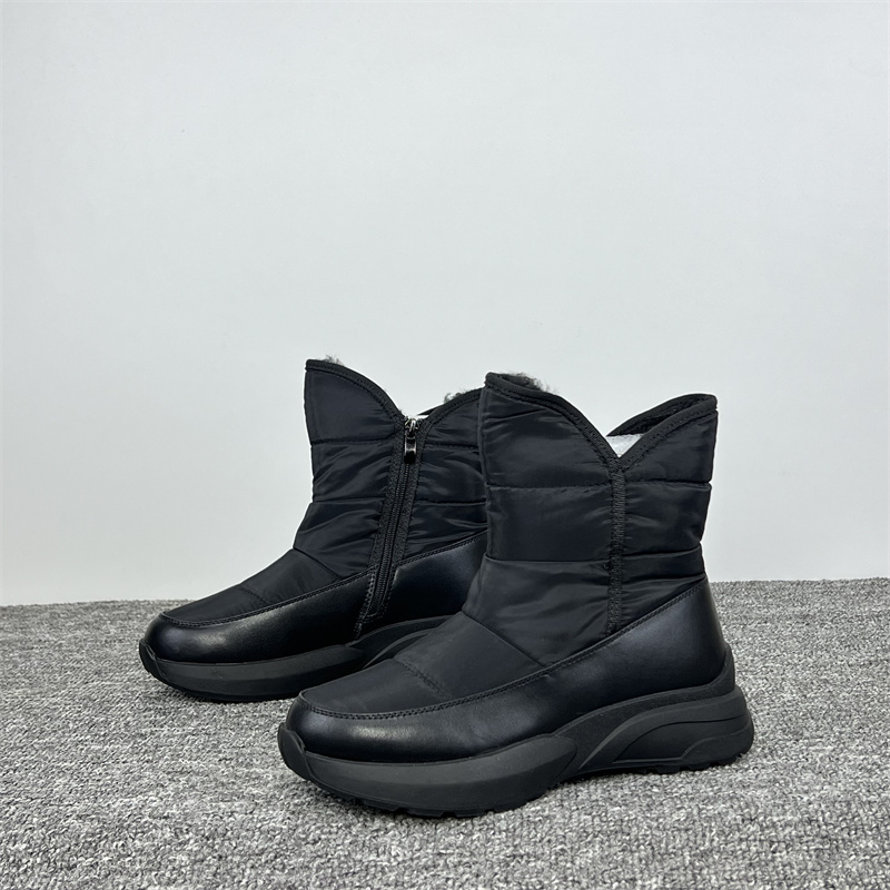 冬季加厚羊毛保暖女棉鞋真皮女靴
