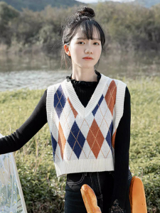 春秋针织马甲上衣女新款2023日系学院风叠穿百搭马夹背心毛衣外套