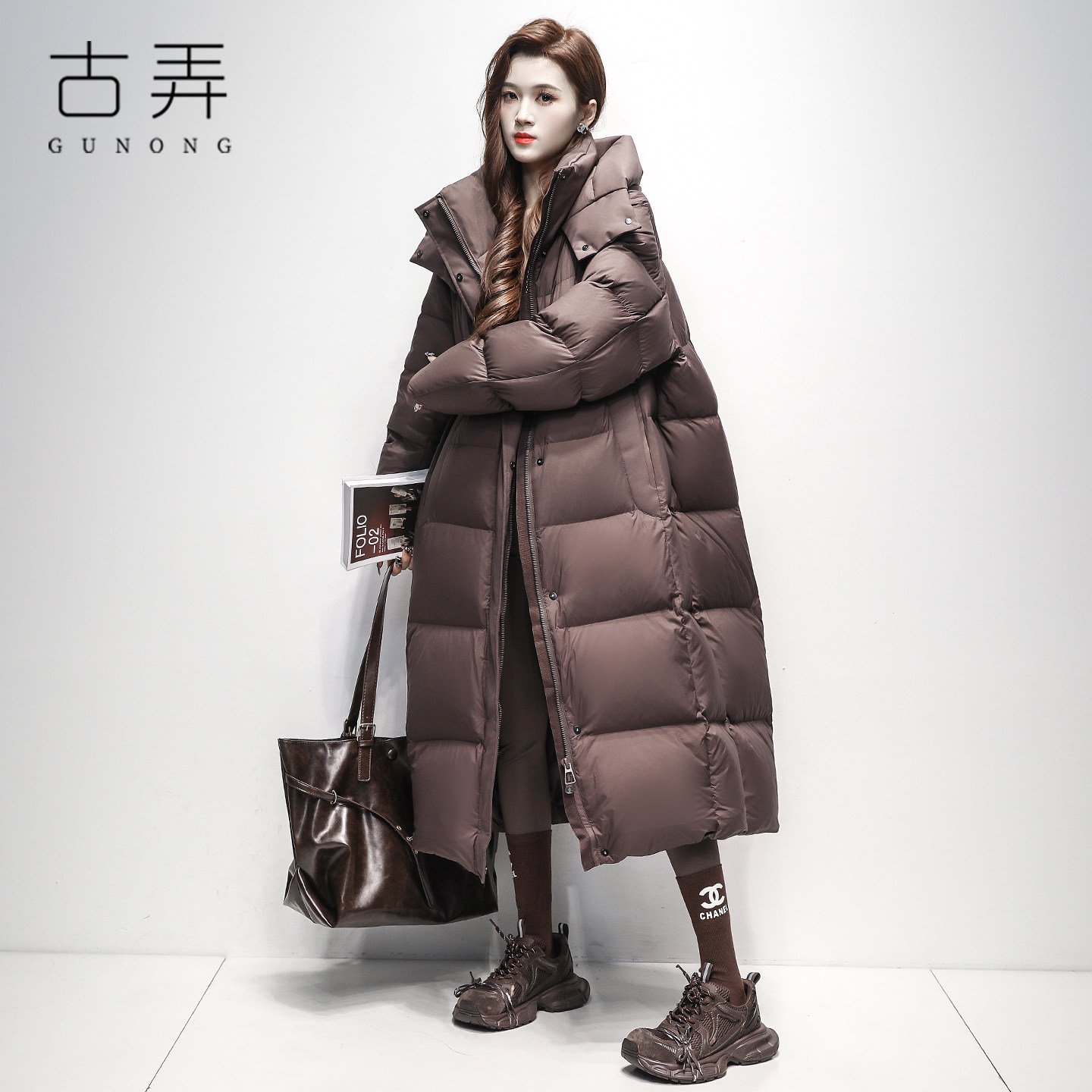 保暖漂亮羽绒服女长款2025冬季新款今年流行爆款时尚加厚鸭绒外套