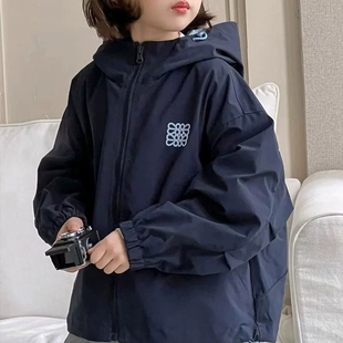 女童外套冲锋衣2025秋装新款儿童连帽风衣童装户外时尚休闲夹克衫
