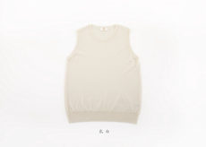 乳白色