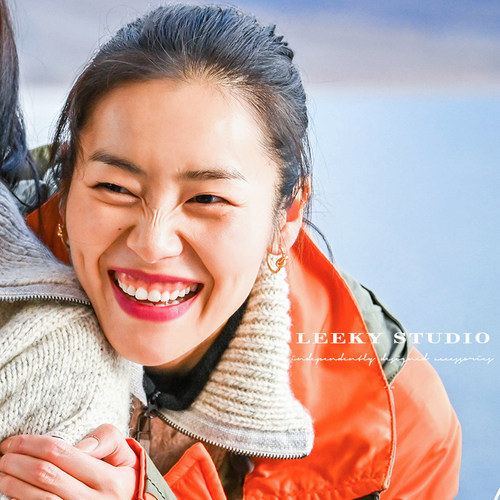 刘雯防过敏925纯银打结同款耳环