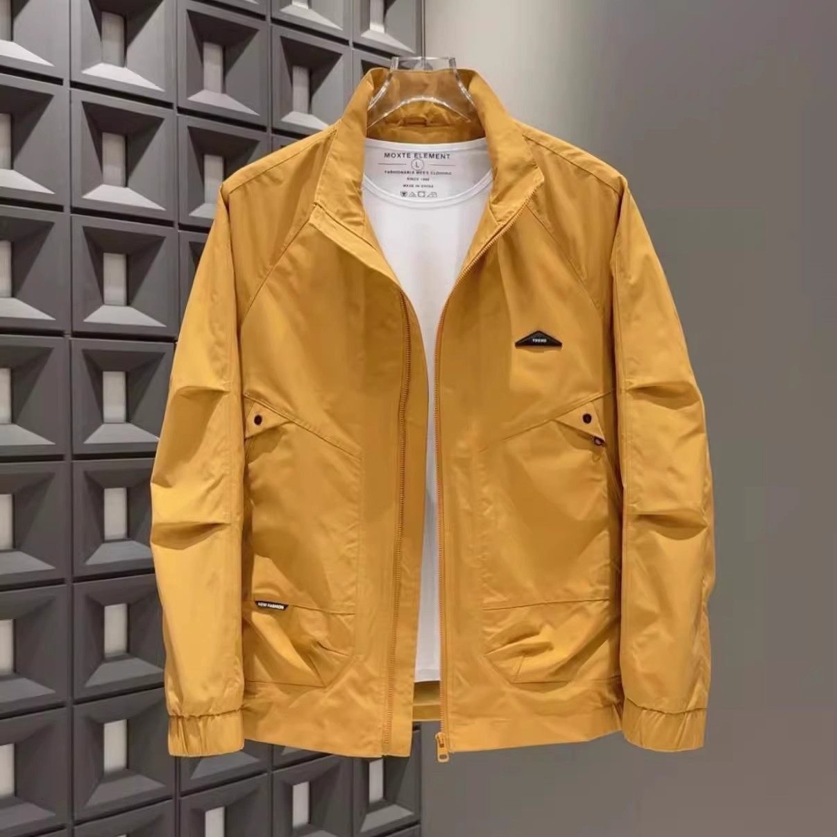 春秋季新款潮牌户外立领工装夹克男士潮流简约休闲百搭外套冲锋衣