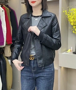 欧货设计感西装领皮夹克外套女2026春秋新款时尚百搭显瘦短款皮衣