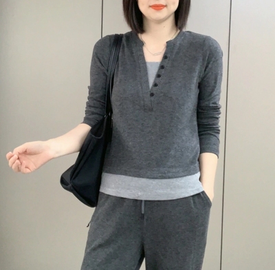 网红款休闲运动套装女2025秋新款假两件圆领卫衣慵懒阔腿裤两件套