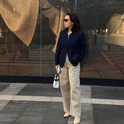 Q姐 静奢系列”薄款静奢“LEM*经典设计高腰直筒牛仔裤 53P053