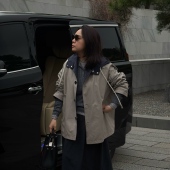 39C176 两面穿连帽户外绵羊皮夹克皮衣风衣外套 Q姐 缪系