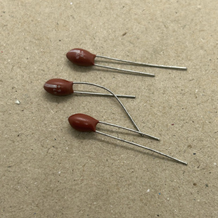 进口松下直插钽电容Matsushita钽电容6V47uf 47uf6V 47uf6v钽电容