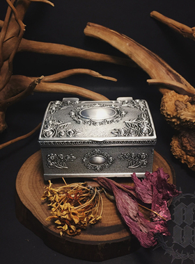 请将心脏交予我 复古玫瑰雕花精致合金金属首饰盒戒指盒饰品盒