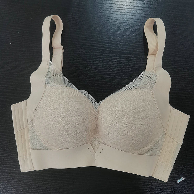 平胸玫瑰精油水袋滚珠按摩聚拢丰胸内衣小胸加厚隆胸四排四扣文胸