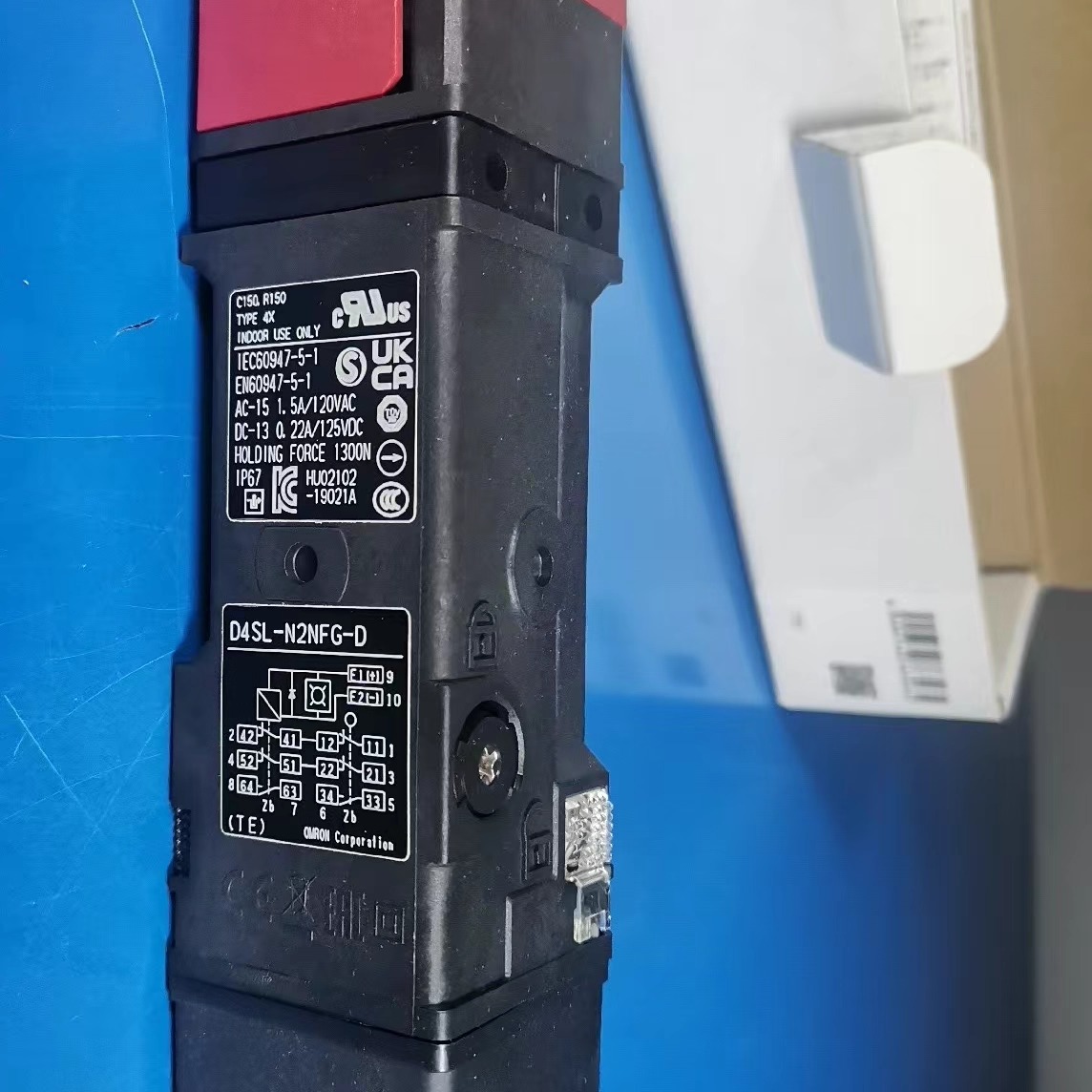 欧姆龙OMRON D4SL-N2NFG-D安全门开关