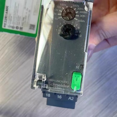 RE22R1AMR 施耐德时间继电器