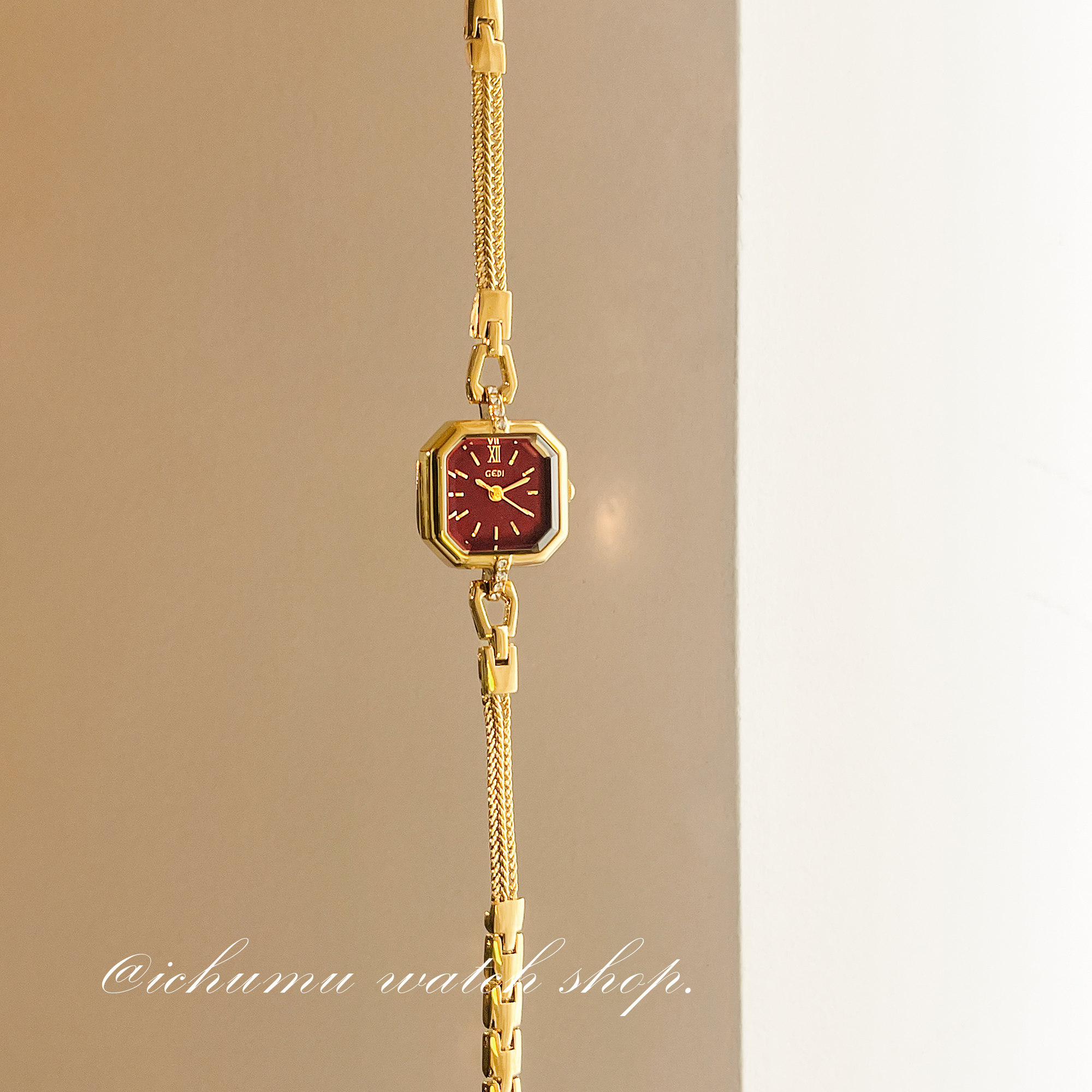 复古风小方糖小表盘手链式手表女