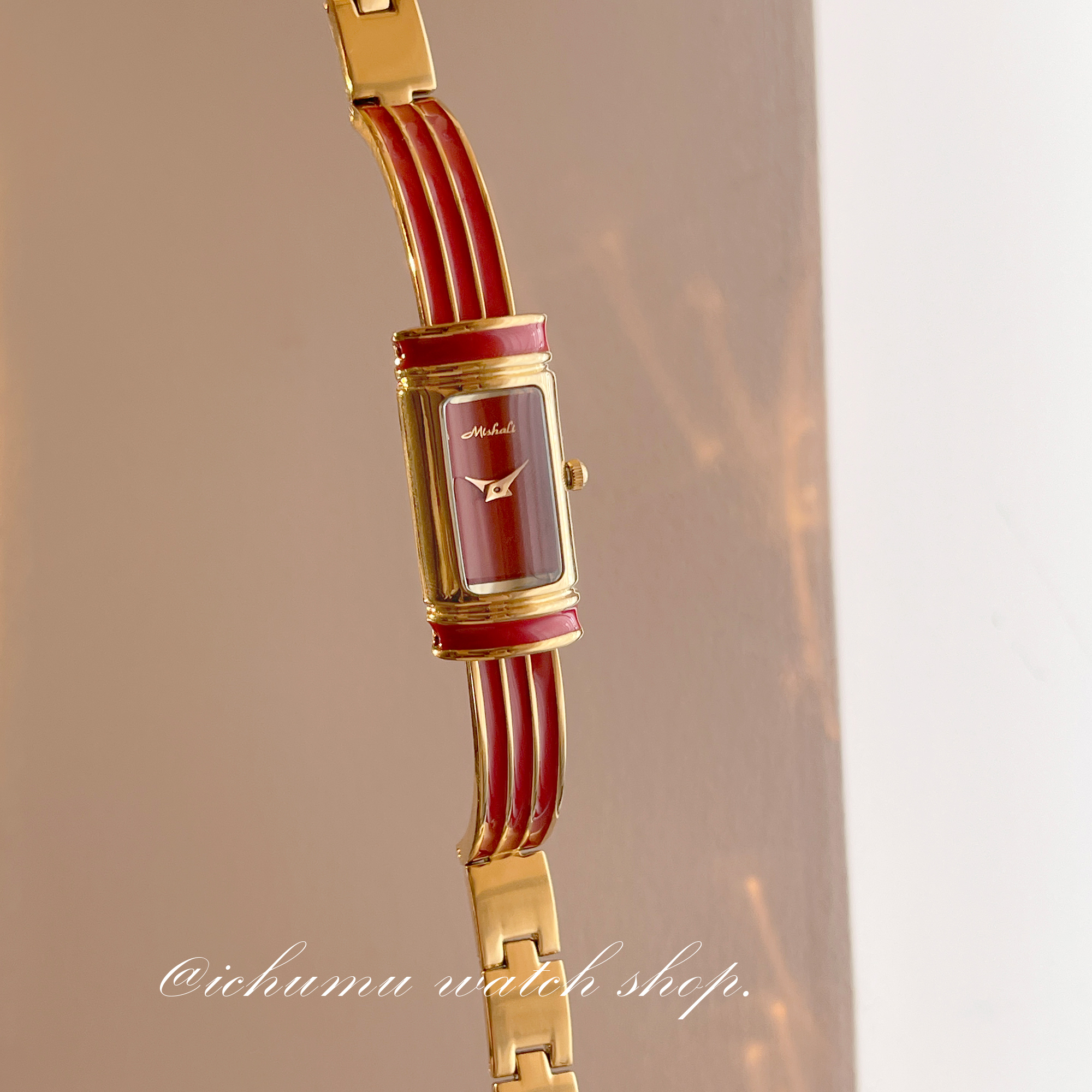 初目iChumu女式半手镯式手表