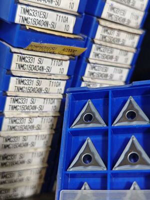 日本住友进口数控刀片TNMG160404N-SU T110 陶瓷 特价