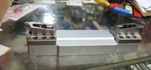 可调式粗镗刀双刃镗头