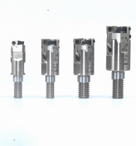 小粗镗刀微调高精度