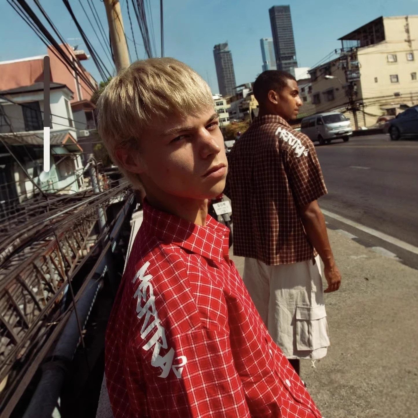 Mertra美式街头后背字母logo格子纽扣衬衫嘻哈休闲男女短袖衬衣