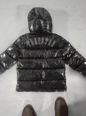 库存低价处理售高版本Trapstar秋冬加厚棉服