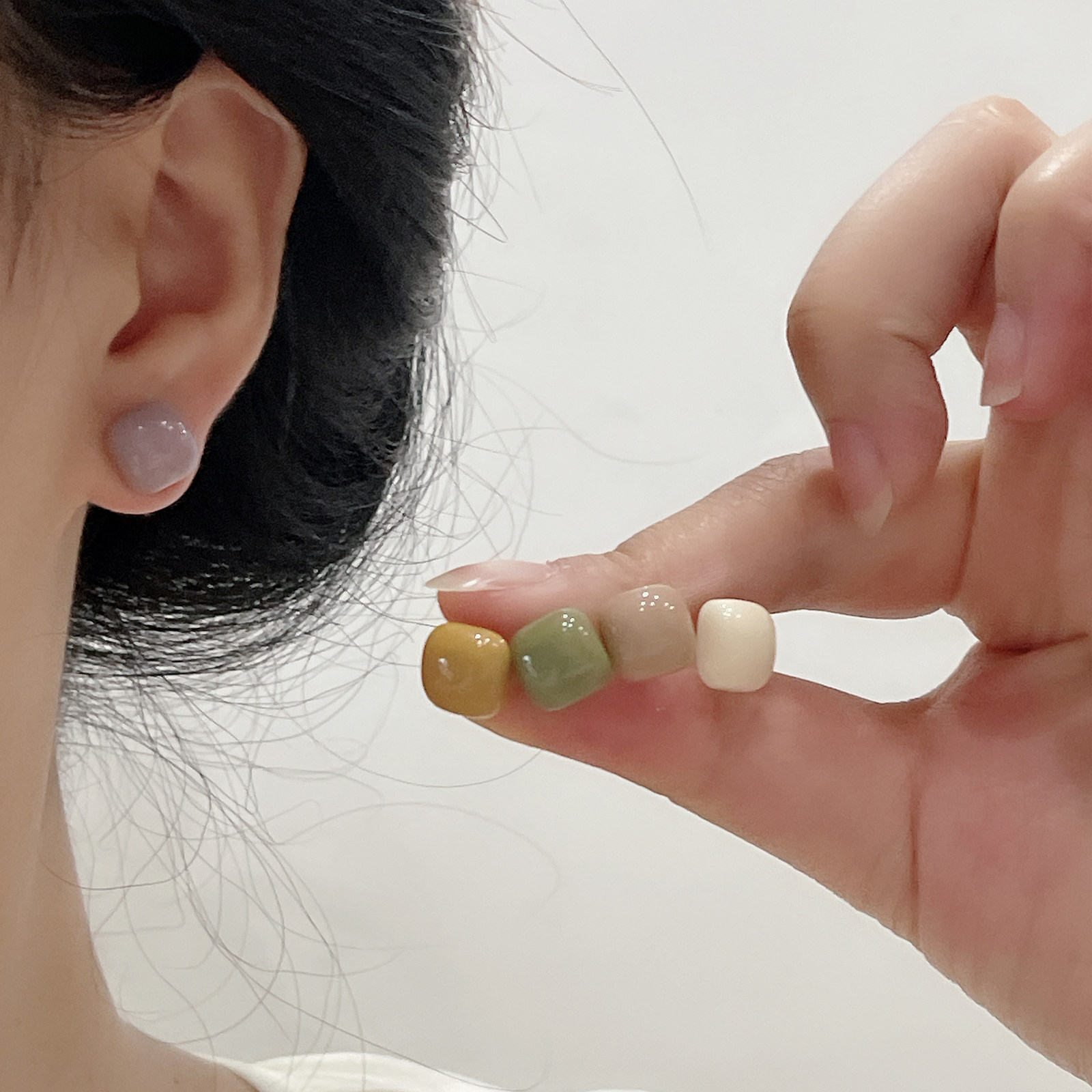 莫兰迪色系小方糖银针耳钉女简约小众设计感气质耳环小巧百搭耳饰
